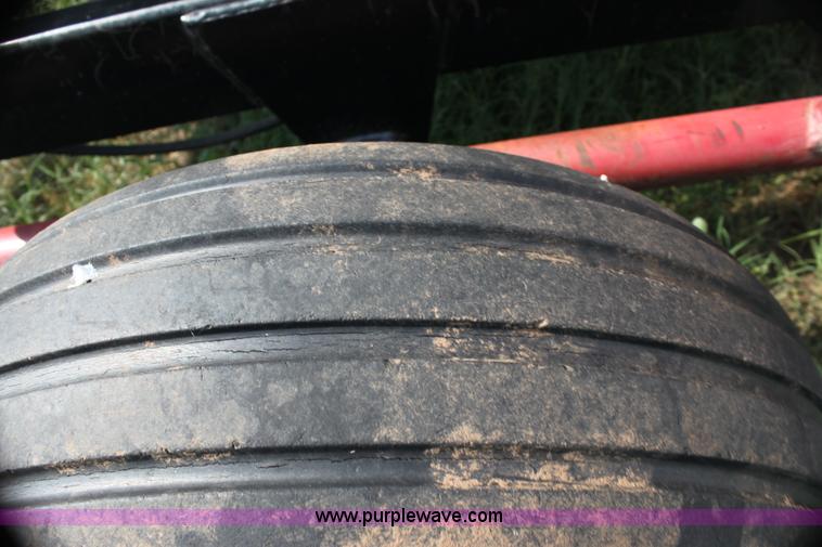 image for item H7415 Dew Eze Super Slicer bale cutter