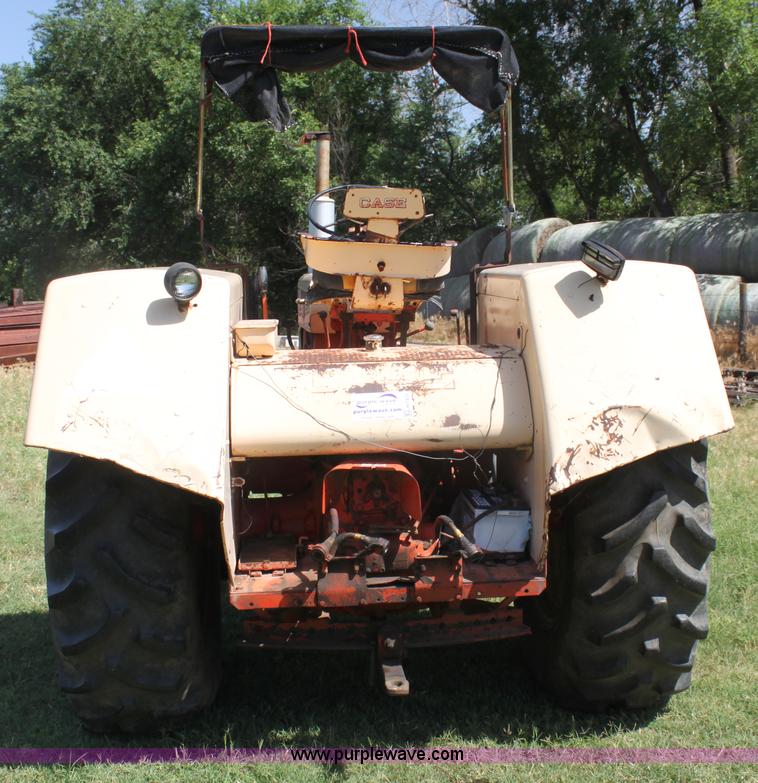 image for item H7422 J I Case 930 Comfort King tractor