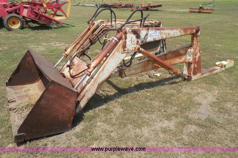 image for item H9985 GB 800 loader