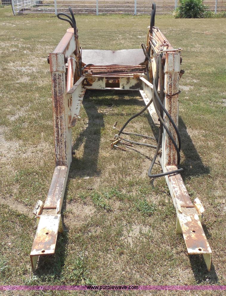 image for item H9985 GB 800 loader