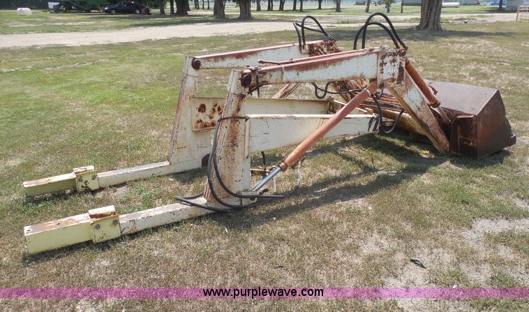 image for item H9985 GB 800 loader