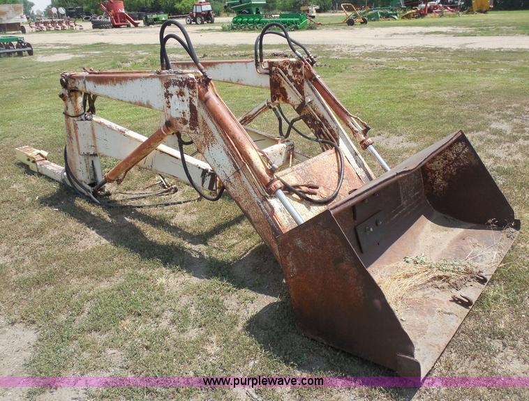 image for item H9985 GB 800 loader