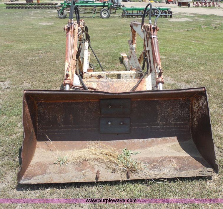 image for item H9985 GB 800 loader