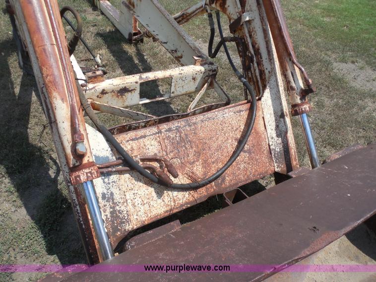 image for item H9985 GB 800 loader