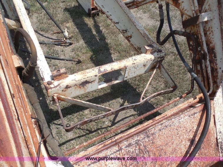 image for item H9985 GB 800 loader