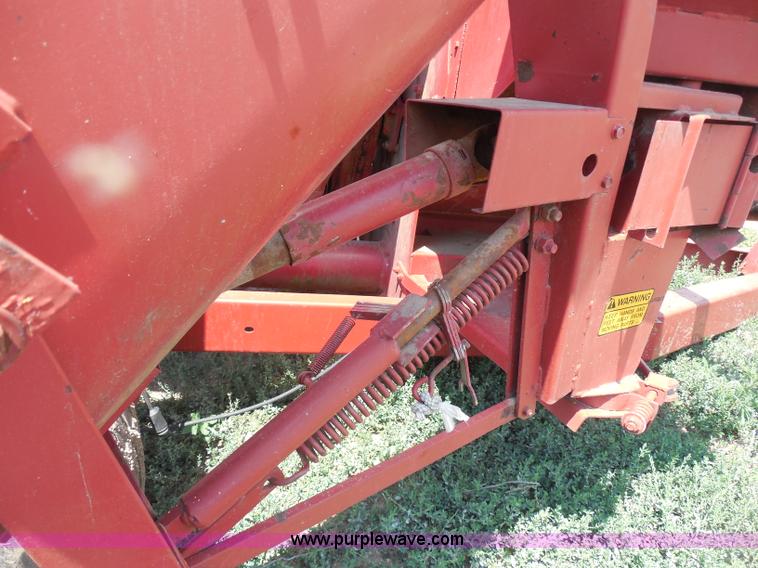 image for item H9988 Farm Hand F826-B tub grinder