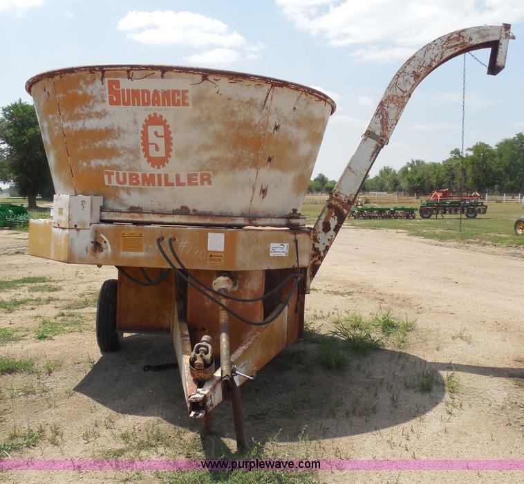 image for item H9989 Sundance Tubmiller 901 tub grinder