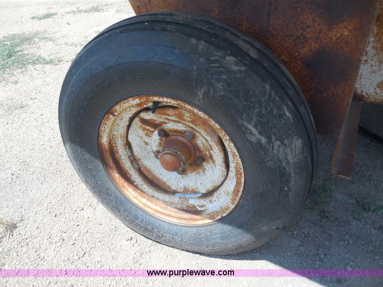 image for item H9989 Sundance Tubmiller 901 tub grinder