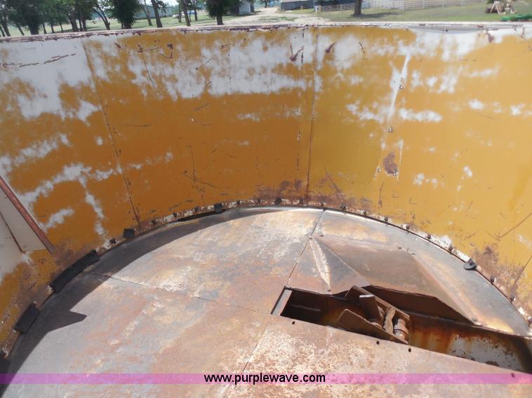 image for item H9989 Sundance Tubmiller 901 tub grinder