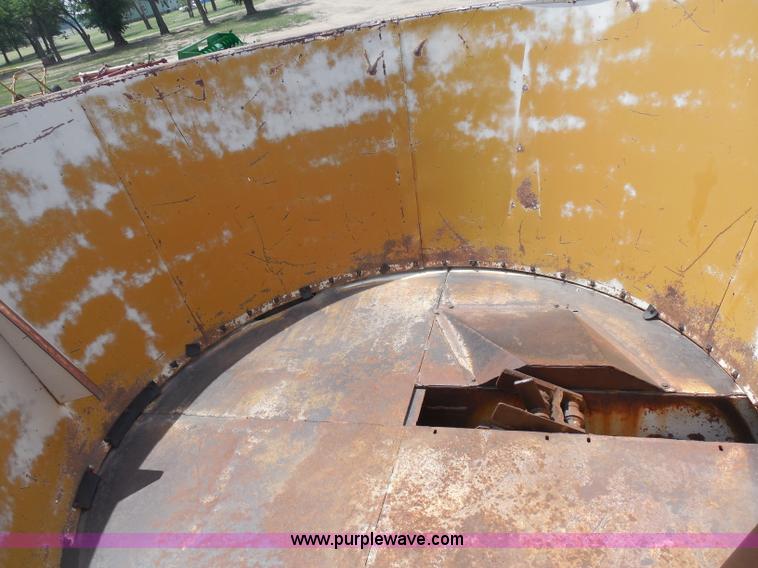 image for item H9989 Sundance Tubmiller 901 tub grinder