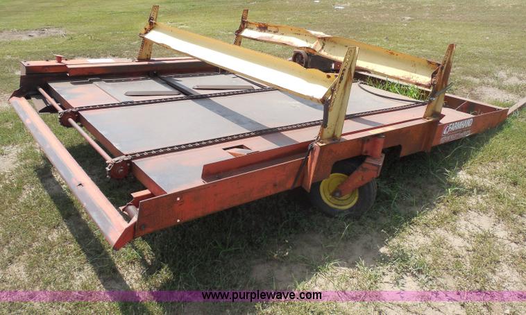 image for item H9992 Farm Hand E100-D eight bale accumulator