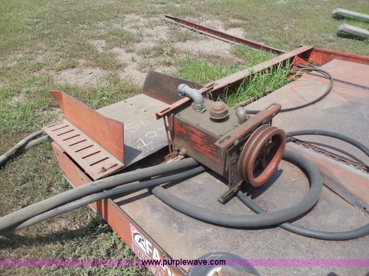 image for item H9992 Farm Hand E100-D eight bale accumulator