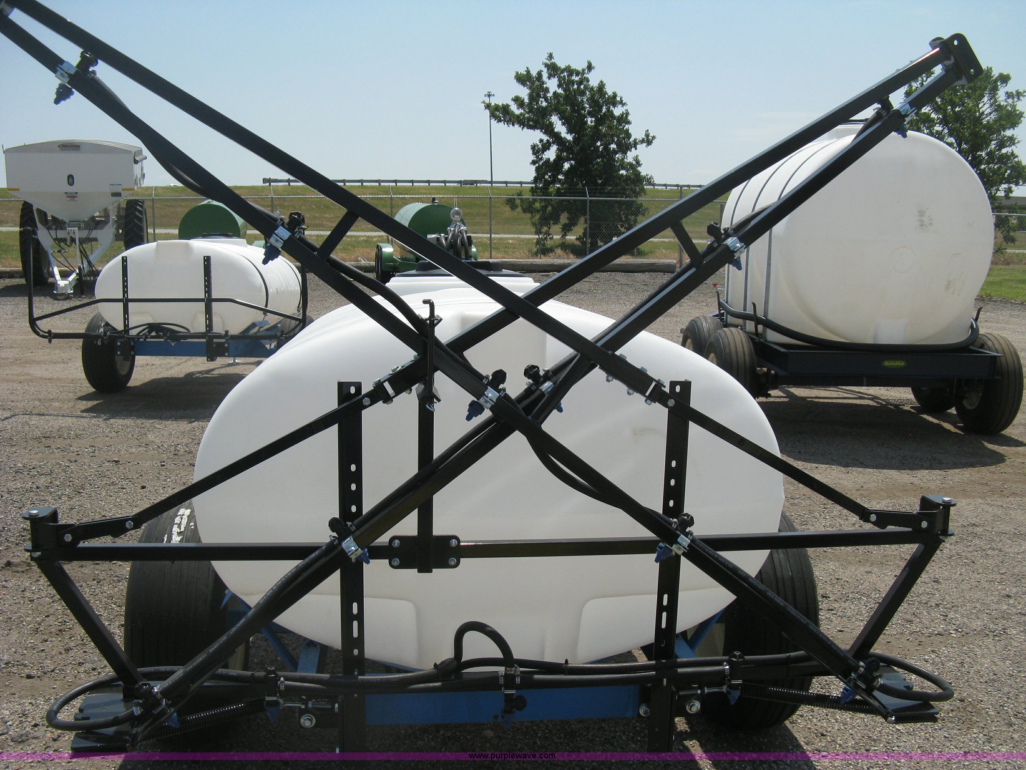 Schaben pull behind sprayer in Newton, KS Item D8438 sold Purple Wave