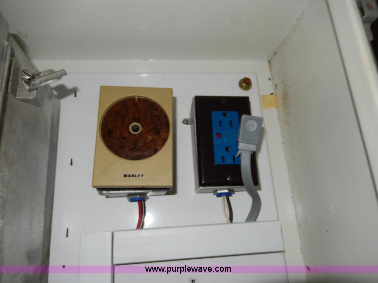 image for item AA9284 Telemetry control center