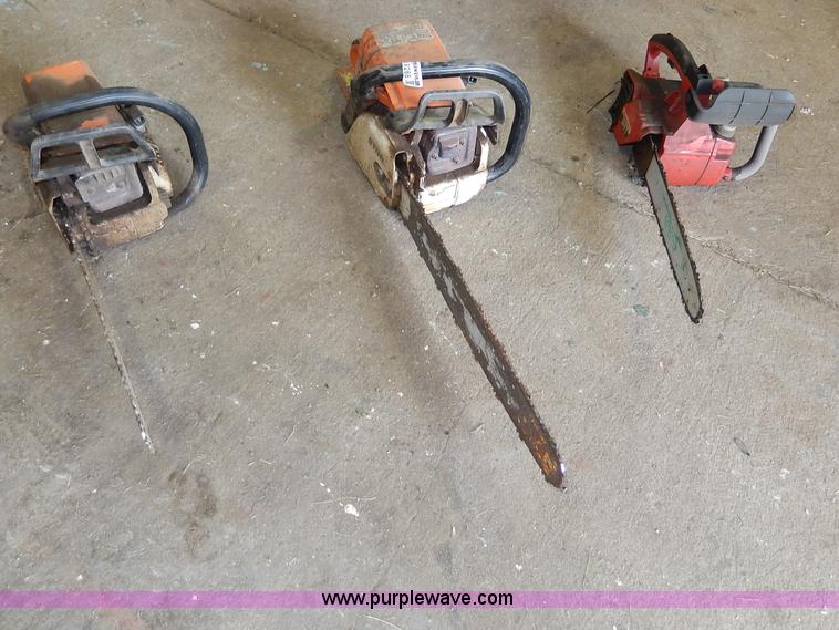 image for item AA9288 (3) assorted chainsaws