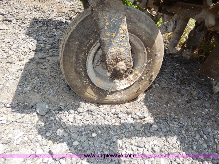 image for item AA9289 LDI Airless HD 160 paint striper