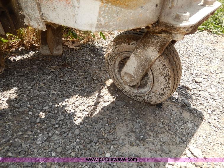 image for item AA9289 LDI Airless HD 160 paint striper