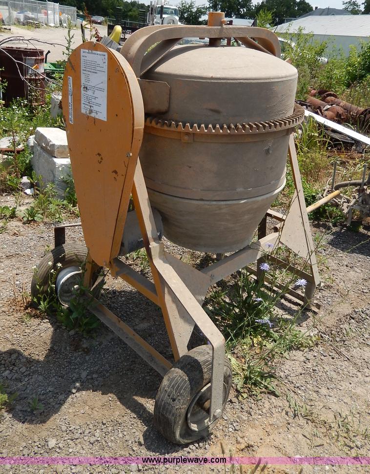 image for item AA9290 Gibson concrete mixer