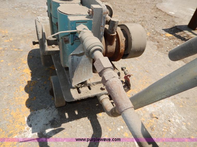 image for item AA9292 Desco AF525 concrete chipper