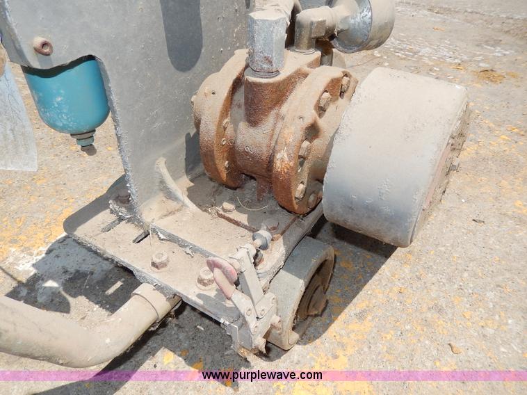 image for item AA9292 Desco AF525 concrete chipper