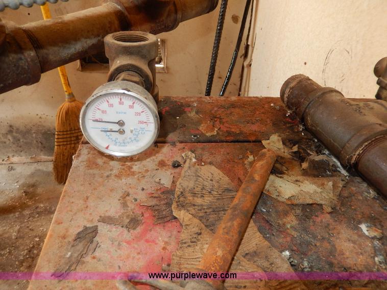 image for item AA9293 Petroleum heater