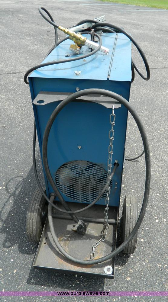 Miller Millermatic 35 wire feed welder in Salina , KS Item AD9230