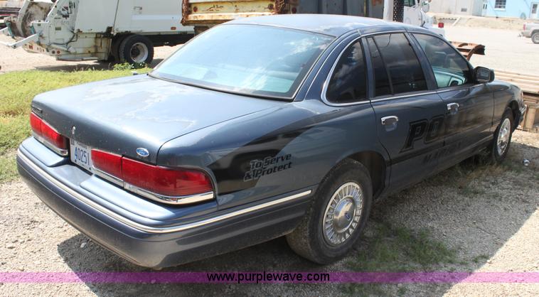 image for item AE9140 1996 Ford Crown Victoria Police Interceptor
