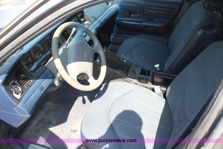 image for item AE9140 1996 Ford Crown Victoria Police Interceptor