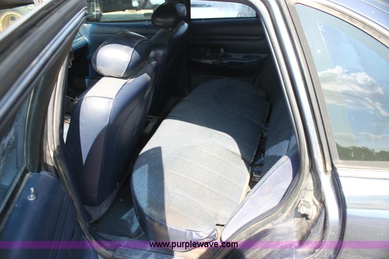 image for item AE9140 1996 Ford Crown Victoria Police Interceptor