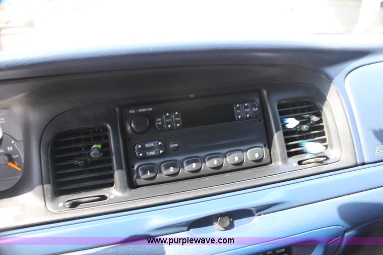 image for item AE9140 1996 Ford Crown Victoria Police Interceptor