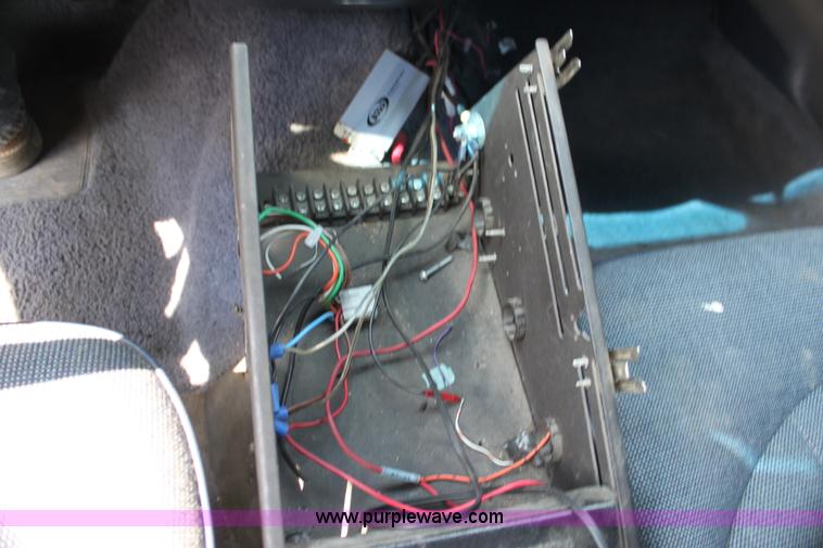 image for item AE9140 1996 Ford Crown Victoria Police Interceptor