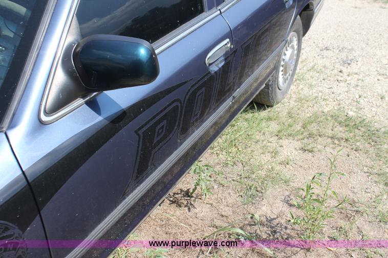 image for item AE9140 1996 Ford Crown Victoria Police Interceptor
