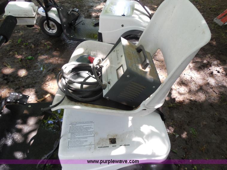 image for item AL9746 (2) Solo Caddy golf carts