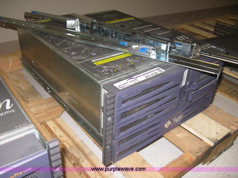 image for item AN9725 Sun Sunfire V480 rack mount server