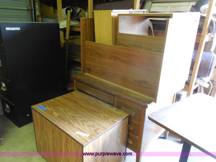 image for item AN9736 Assorted wood furnishings
