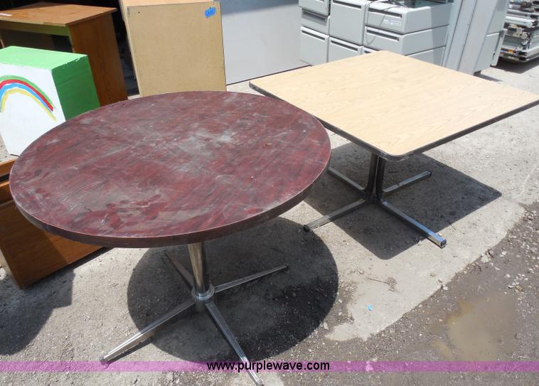 image for item AN9736 Assorted wood furnishings