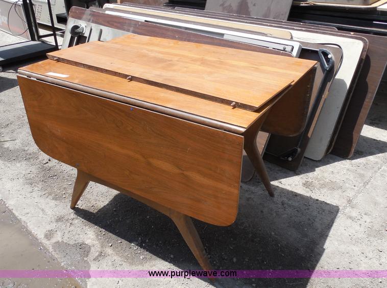 image for item AN9736 Assorted wood furnishings