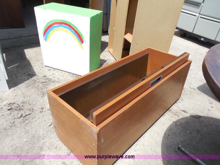 image for item AN9736 Assorted wood furnishings