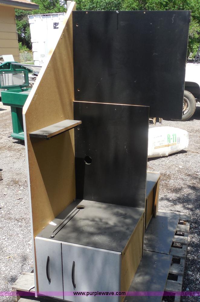 image for item AN9736 Assorted wood furnishings