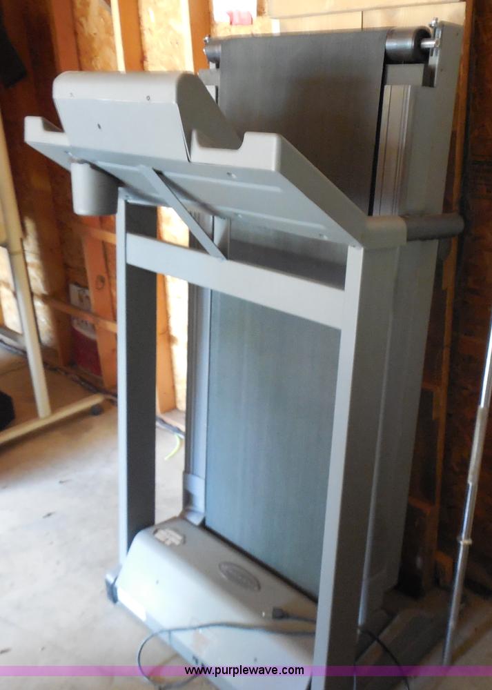 image for item AN9737 Milestone 4200 treadmill