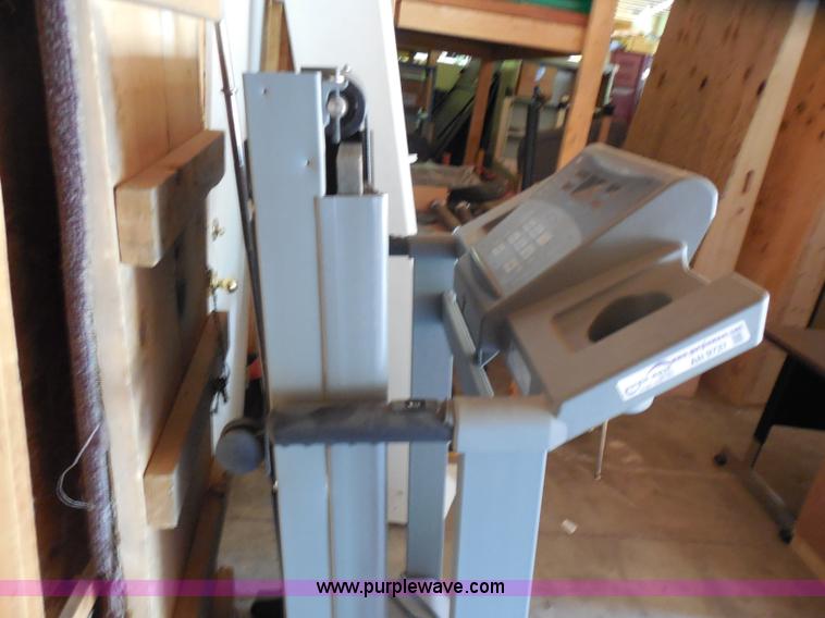 image for item AN9737 Milestone 4200 treadmill