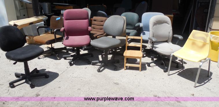 image for item AN9738 Assorted chairs