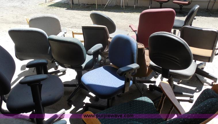 image for item AN9738 Assorted chairs