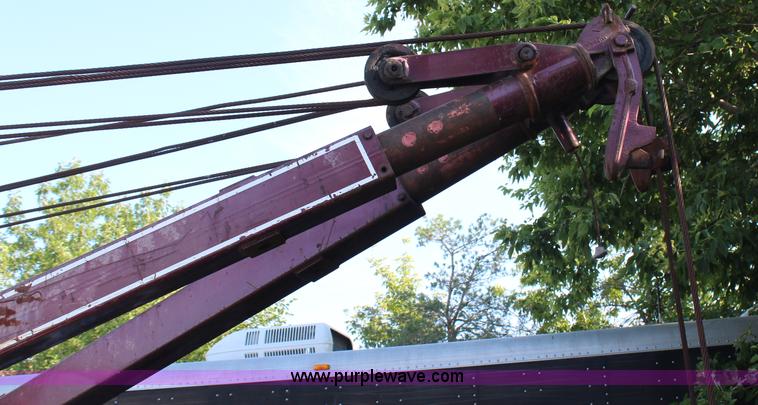 image for item D4065 1969 Kenworth tow truck