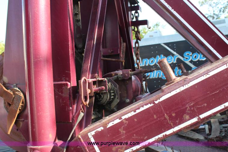 image for item D4065 1969 Kenworth tow truck