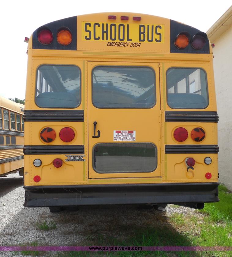image for item D5976 1995 Ford Thomas B800 school bus