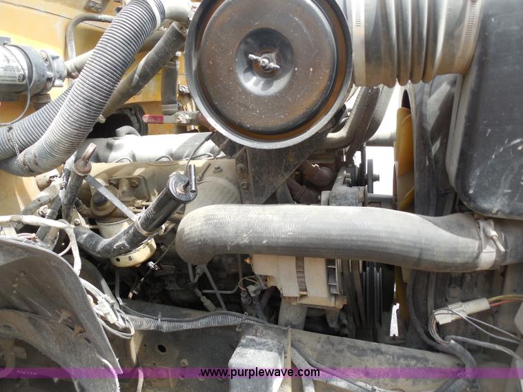 image for item D5977 1992 Ford Thomas B700 school bus