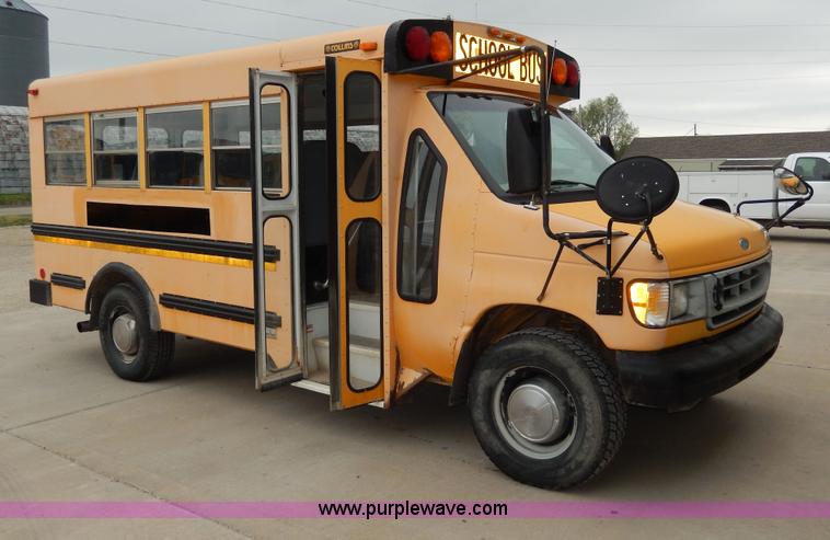 image for item D8120 1997 Ford Collins E350 school bus