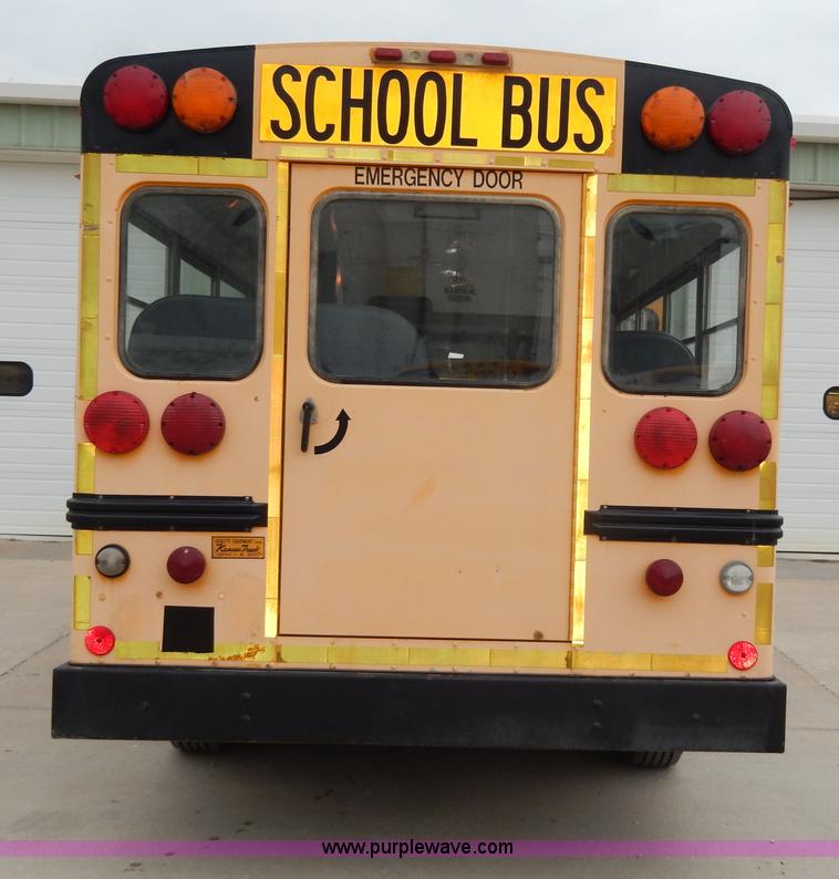 image for item D8120 1997 Ford Collins E350 school bus