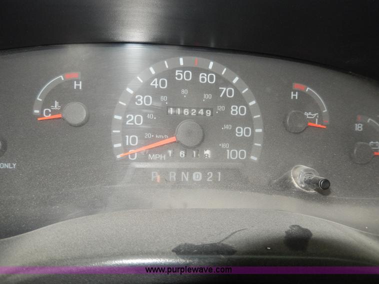 image for item D8120 1997 Ford Collins E350 school bus